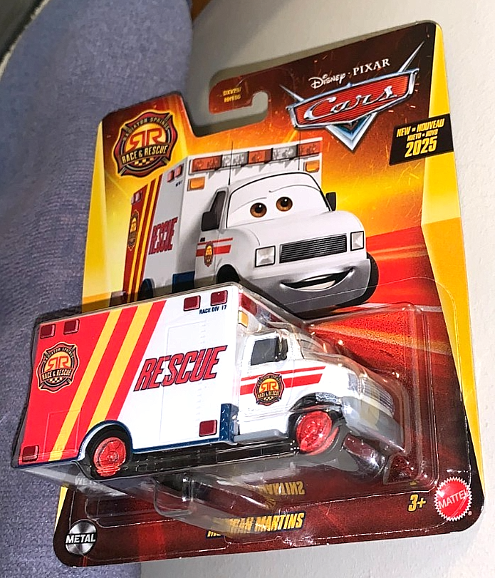 PIXAR CARS 2025 RADIATOR SPRINGS RACE & RESCUE 1/64 MORGAN MARTINS