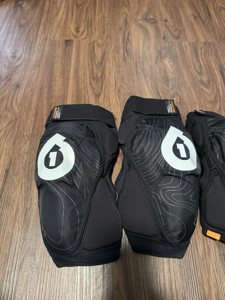 SixSixOne - 661 protectores de codo y rodilla para jóvenes (adolescentes)! (Juego de 4) Foto 3 de 4