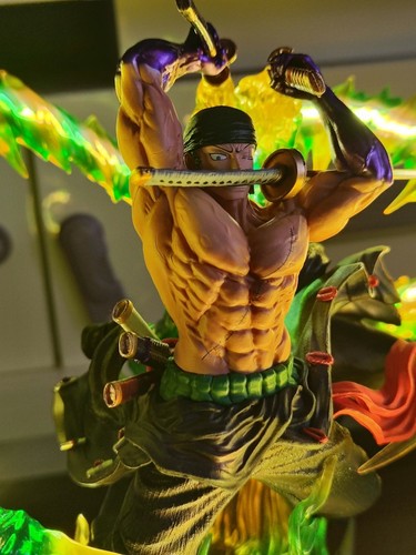 Roronoa Zoro Action Figure One Piece Statua Da Collezione Anime - Foto 2 di 9