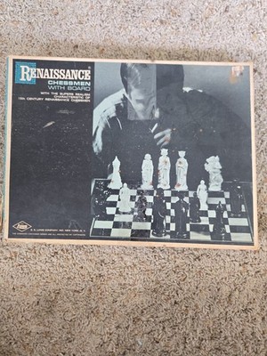 Vintage 1959 Renaissance Chessmen with Board ES Lowe Felted Chess Set No Manual