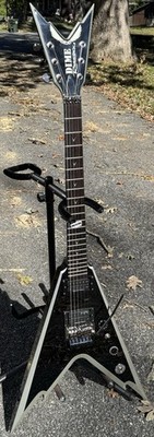 Dean Dimebag Signature razorback 製作終了モデル 2007 Dean Dimebag Darrell Signature Razorback V Black/Silver
