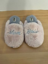 Dluxe by Dearfoams Women's Mom Boss Slippers Size Medium 7/8