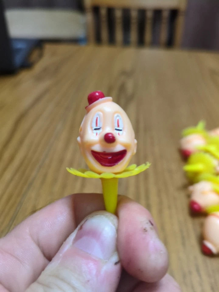 Juego de 110 adornos para cupcakes Wilton Clown vintage años 70 Foto 4 de 4