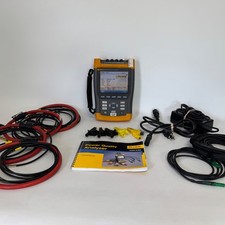 Fluke  435 Three Phase Power Quality Analyzer w/ Accessories & Case  PLEASE READ