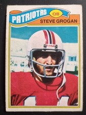 1977 Topps MEXICAN #165 Steve Grogan New England Patriots