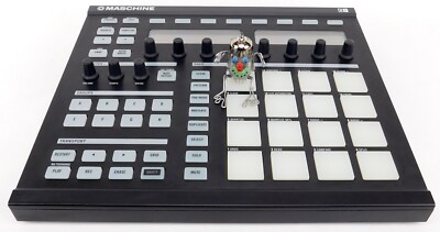 Native Instruments MASCHINE 1 + Software  + Top Zustand + OVP + 1 Jahr Garantie