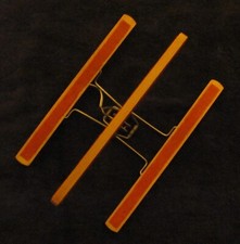 RARE VTG NEVCO Double Solid Wood Hanger Separate Metal Clasps Hold 2 Pair Pants