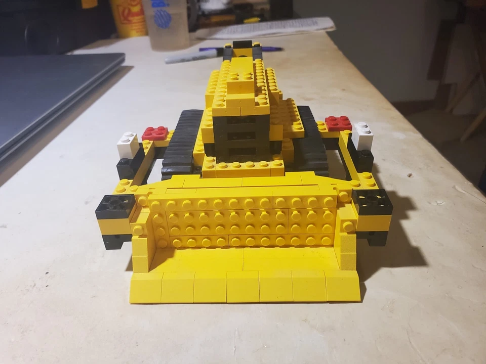TYCO Super (lego blocks) BullDozer Vintage Custom Set from 1980s - Road Builder - Image 4 of 4