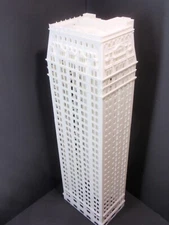 N Scale Skyscraper - W Union Square Hotel -  25 1/2 Inch Tall (Extended Height)
