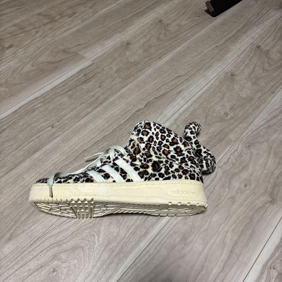 Size 10.5 - adidas Jeremy Scott Leopard Tail Sandstorm for Size 10.5 - adidas Jeremy Scott Leopard Tail Sandstorm for