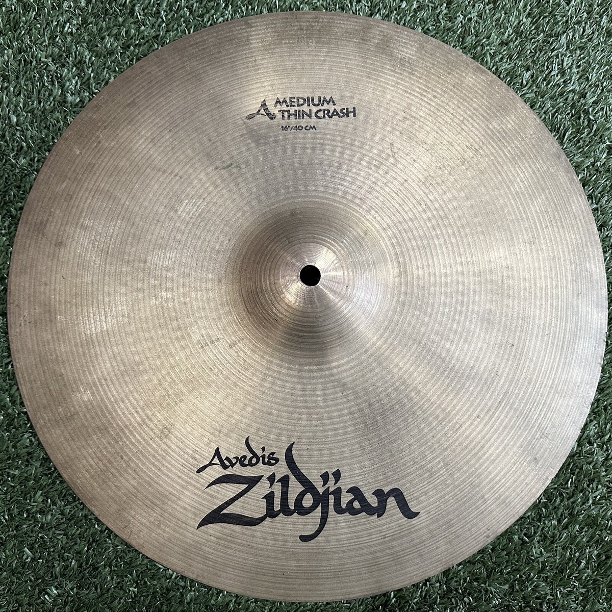 Zildjian A Series Medium Thin Crash Cymbal 16 Zildjian A Series Medium Thin Crash Cymbal 16