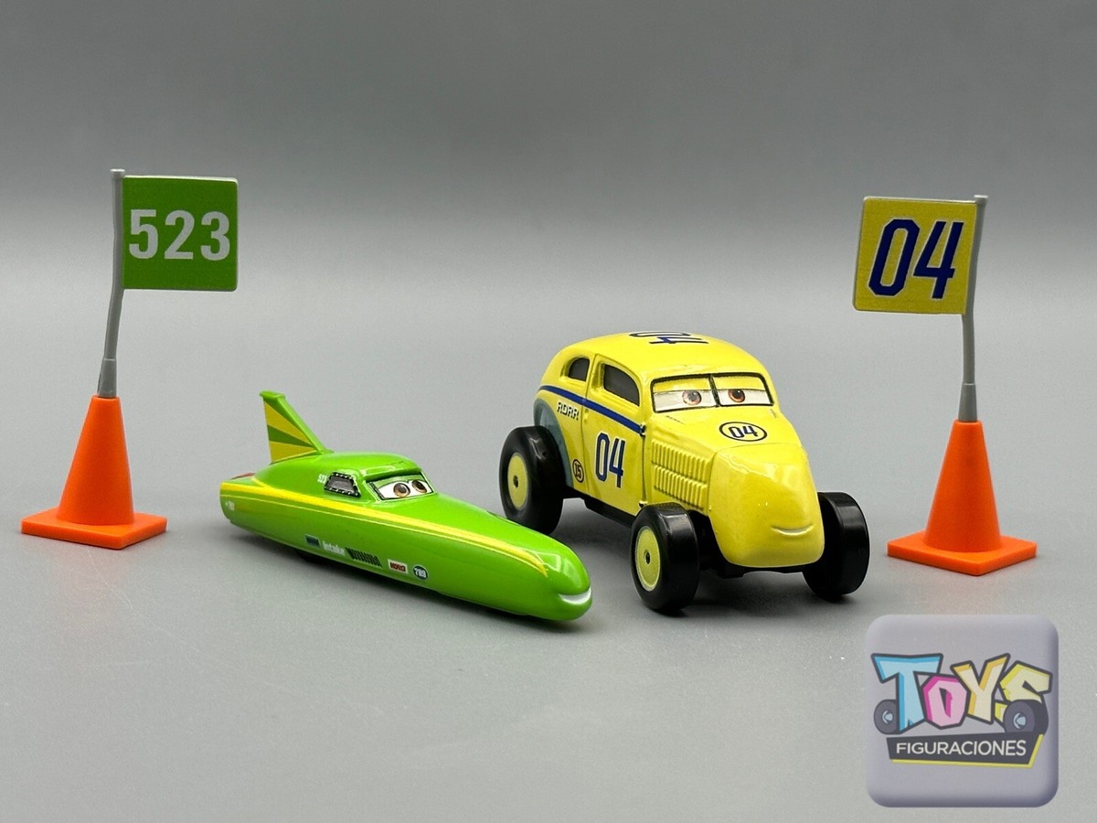 Disney Pixar Cars On Road Nile Speedcone & Gearsten Marshall