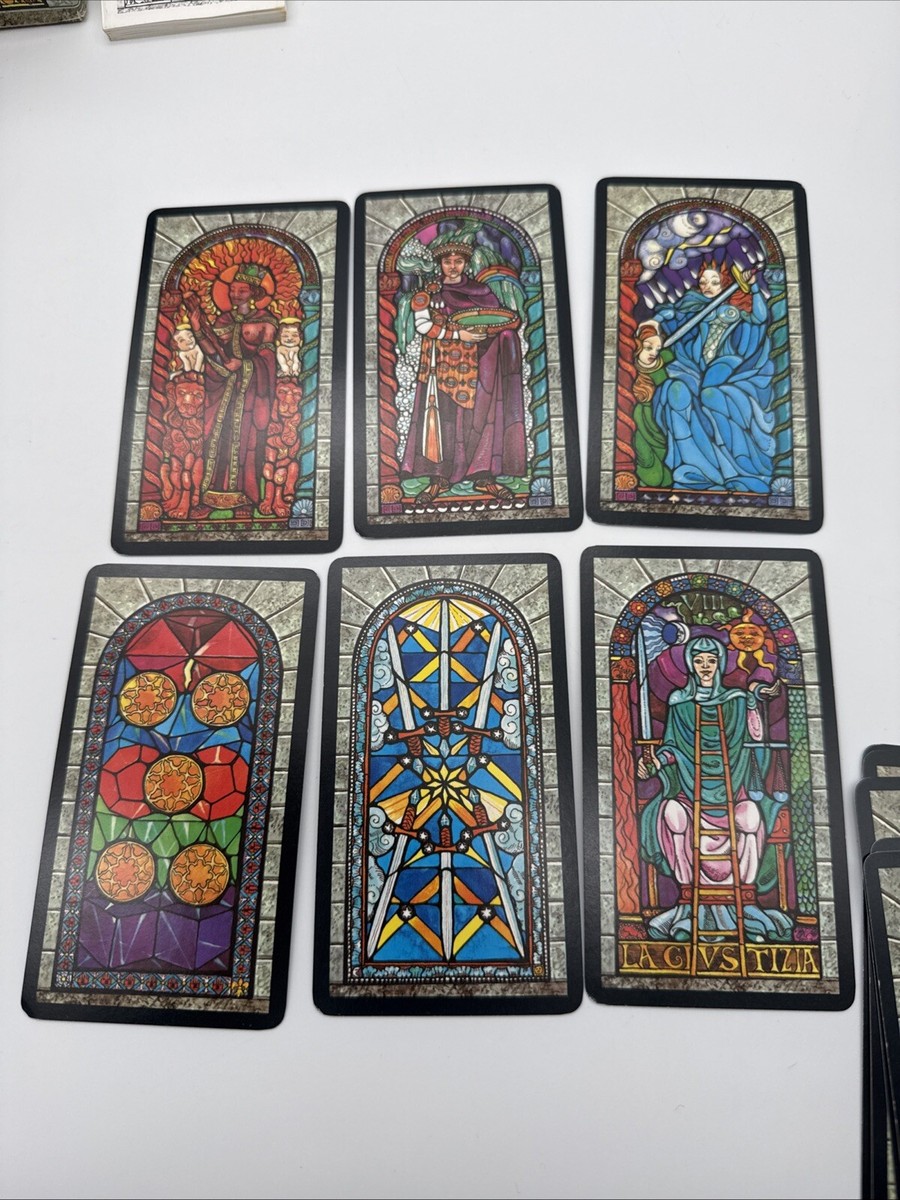 Il Tarocco Delle Vetrate/Tarot of the Stained Glass Windows. By