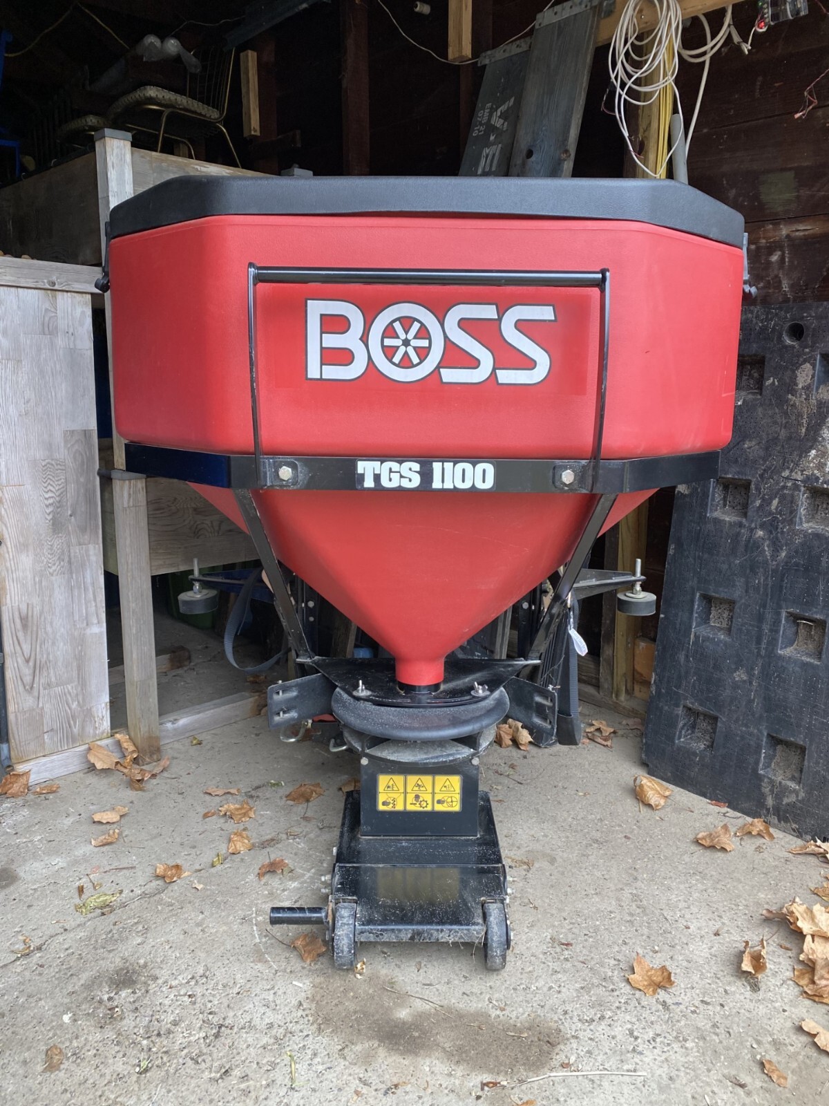 Boss TGS 1100 salt spreader 2022 LIKE NEW/EXCELLENT CONDITION!! eBay
