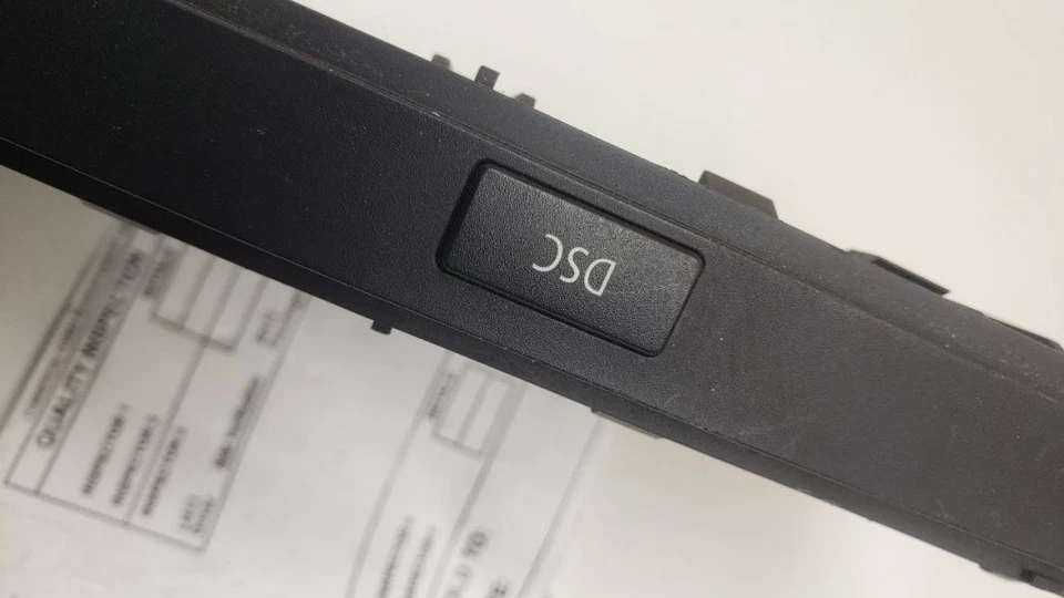 BMW 525I E60 2005 interruptor DSC 6949443 Foto 3 de 4