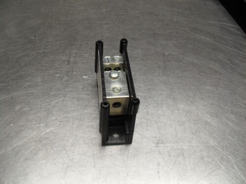 Ferraz Shawmut 63161 Terminal Block 600V - Picture 3 of 3