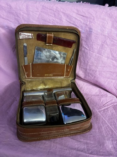 Sovereign Vintage Travel Kit Leather Spring-O-Matic Construction Dressing Case