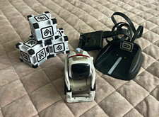 Anki Cozmo Robot Toy w/ Charger Base and 3 Interactive Cubes 2016 