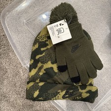 Nike Kids Hat and Gloves Set Green Camo Print Pom Beanie Logo New with Tag