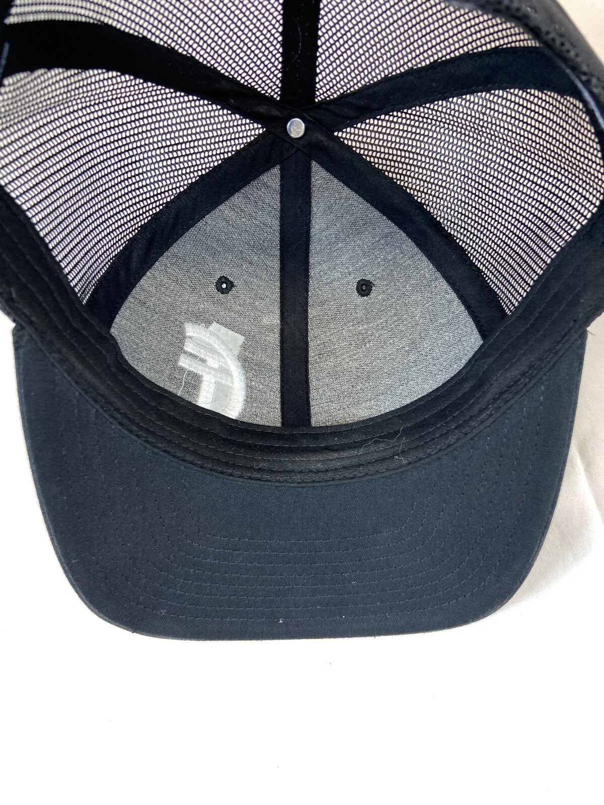 Solid Black White Embroider Logo Baseball Cap Sna… - image 8