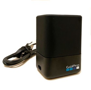 GoPro Dual Battery Charger for HERO 5 6 7 8