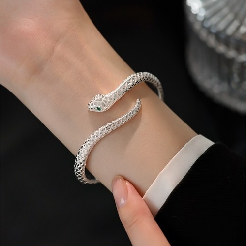 Vintage Handmade 925 Sterling Silver Snake Bracelet Hand Bangle