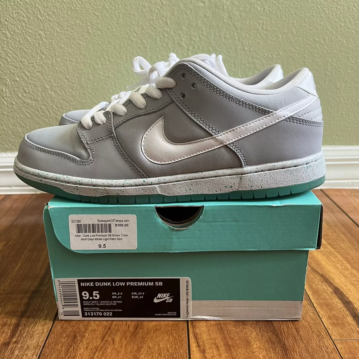 NIKE DUNK LOW PREMIUM SB MartyMcFly