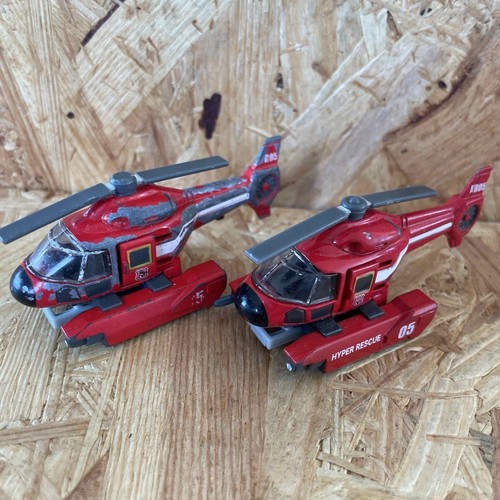 TOMY Tomica Hyper Rettungs HR05 Mobilitäts-Krankenwagen – Notfallfahrzeug Für Jungen Ab 3 Jahren
