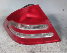 A2038201964 Fanale post. SX MERCEDES-BENZ Classe C (W/S203) 220 CDI Ber.