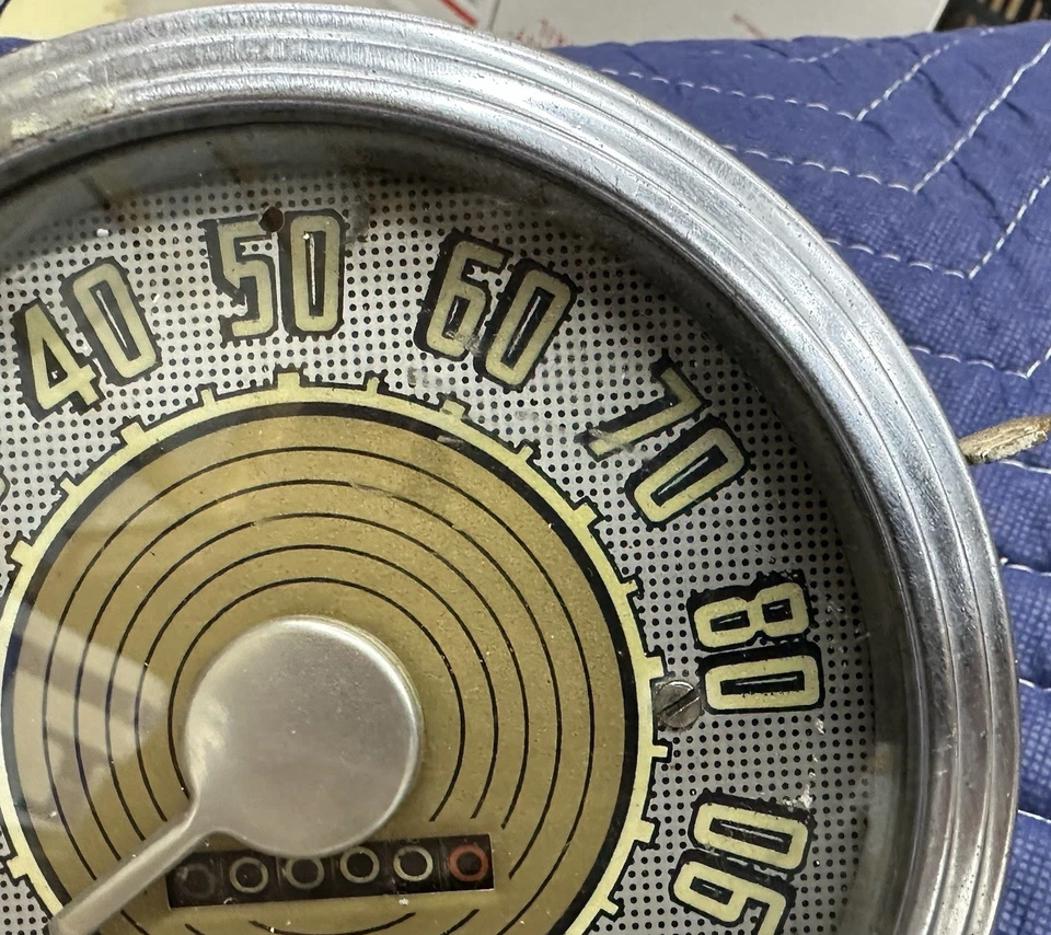 Velocímetro Ford Super Deluxe 1947 1948 original vintage 47 48 sin millas cero antiguo Foto 3 de 4