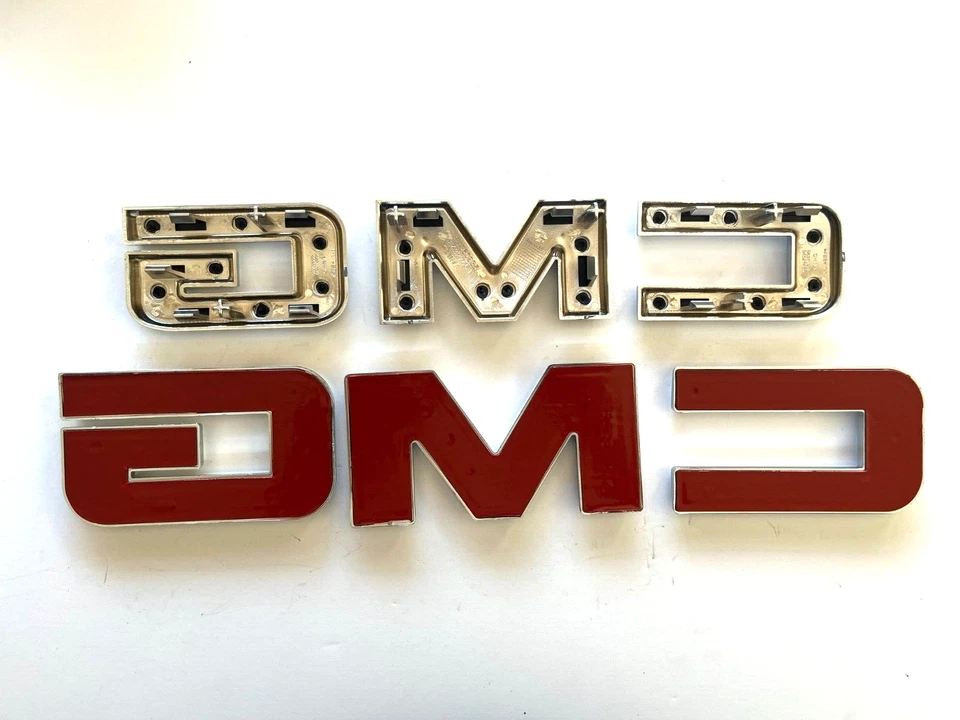 2021-2022 GMC Canyon Emblems in Chrome Black GM OEM NEW 84907452 - Image 2 of 2
