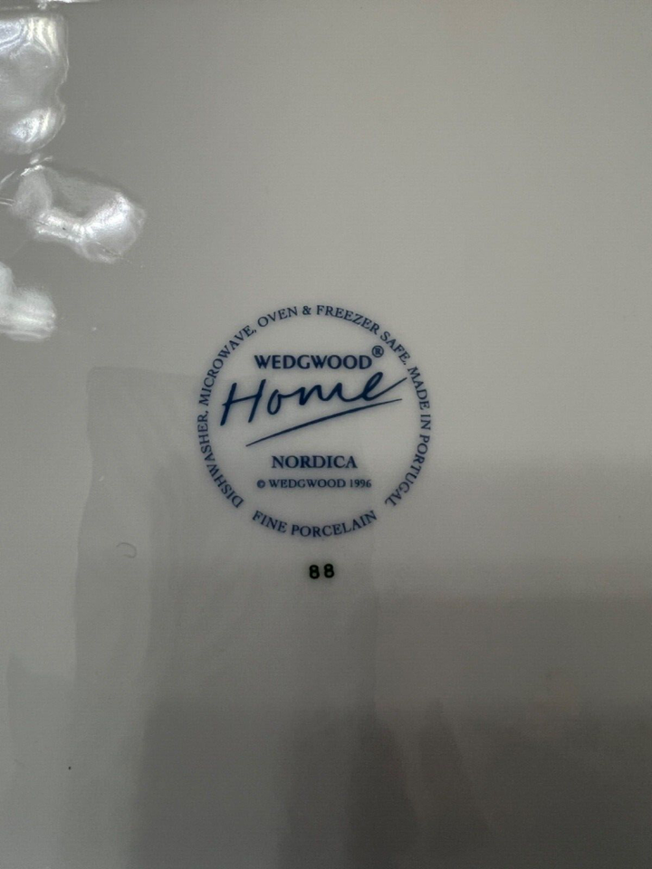 Wedgwood Home NORDICA Porcelain Serving Plate 10" Reindeer Trees Red