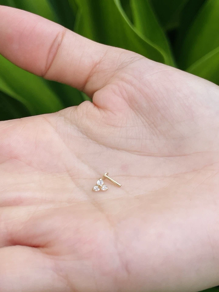 Push-In Stud 3 Natural Diamond Prong Setting 14K Gold 18G Labret Ear Stud - Image 3 of 4