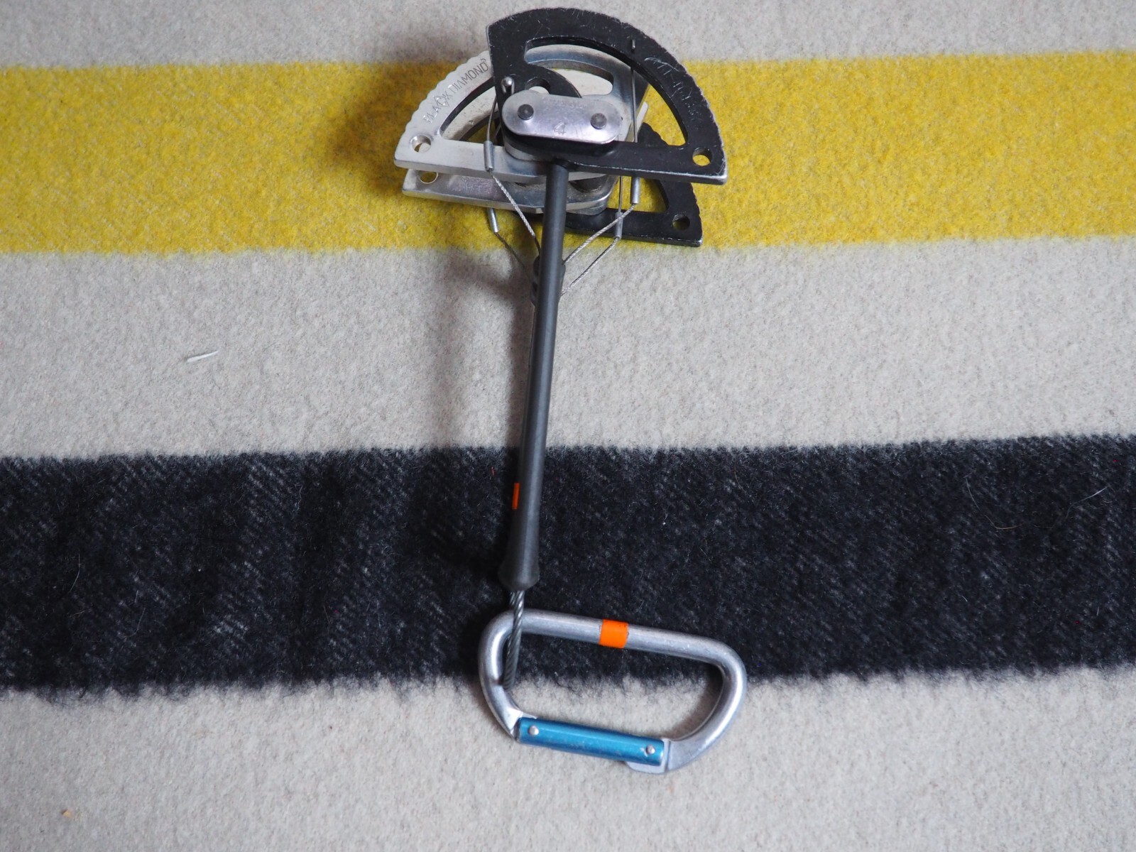 Chouinard Black Diamond Cam C4 #4 Camalot accesorios de protección para escalada en roca