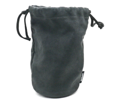 Custodia Morbida Originale Nikon CL-1020 Nera - Per Obiettivi 55-300mm, 70-300mm, 105mm