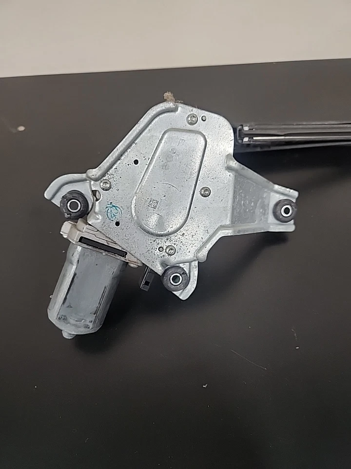 ⭐️2017-2020 MASERATI LEVANTE МОТОР СТЕКЛООЧИСТИТЕЛЯ ЗАДНЕЙ ДВЕРИ ПОДЪЕМНОЙ ДВЕРИ с оригинальным стеклоочистителем - Изображение 3 из 3