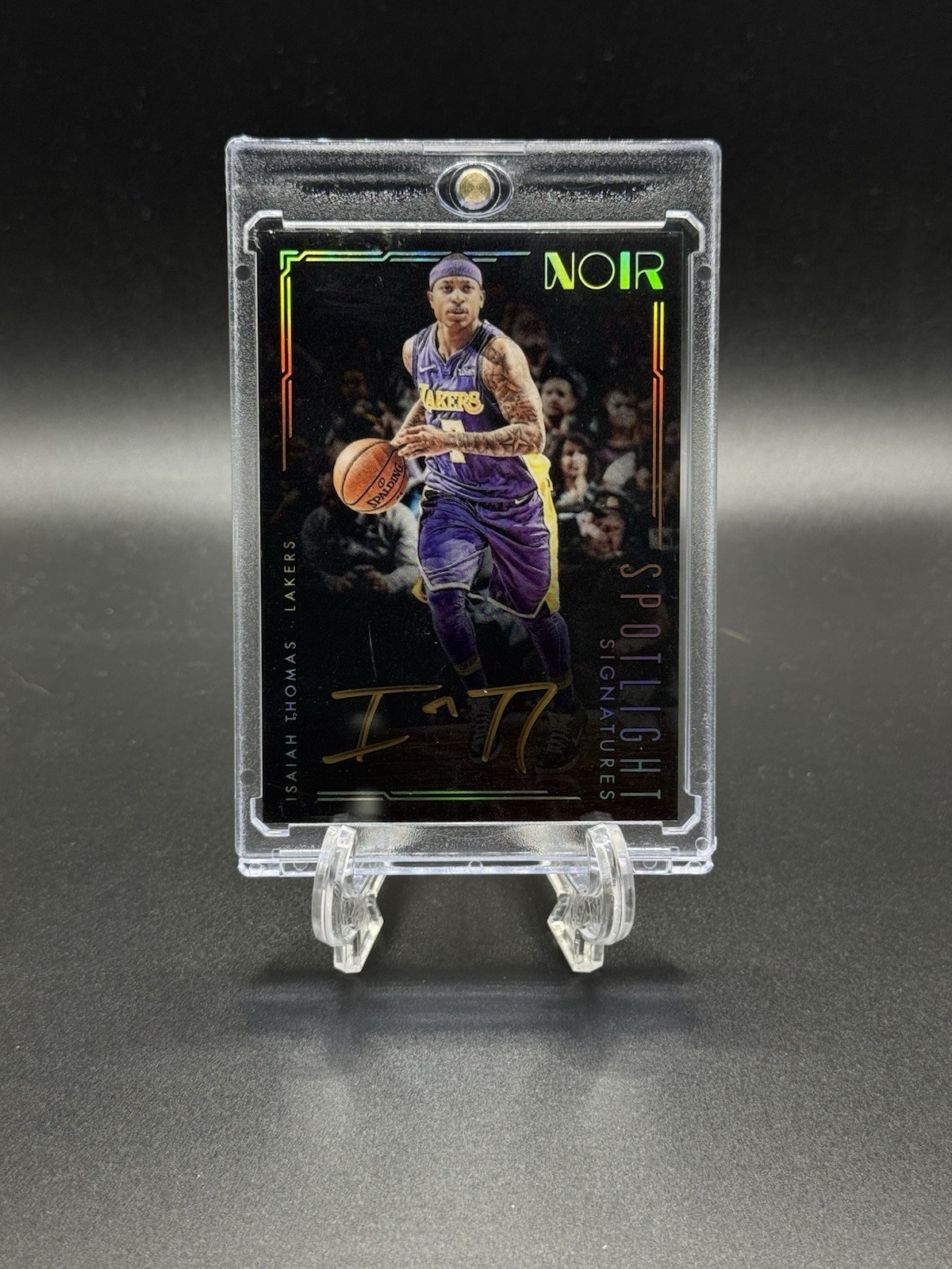 2017-18 Panini Noir-Spotlight Signatures Vertical Isaiah Thomas #SS-IT /125 AUTO
