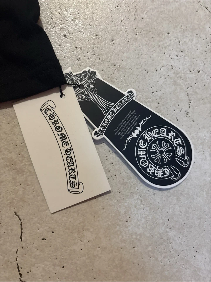 Camiseta negra manga larga Chrome Hearts para hombre Foto 2 de 3