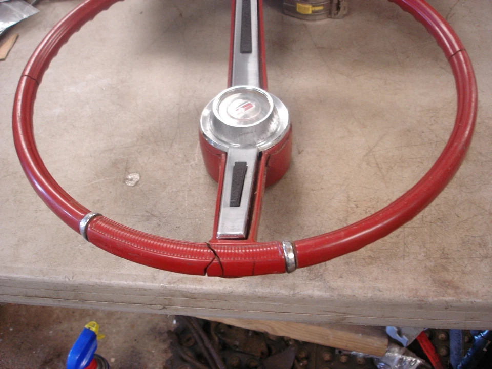 442 Cutlass F85 1964 1965 1966 raro volante rojo olds/barra bocina y tapa GM Foto 4 de 4