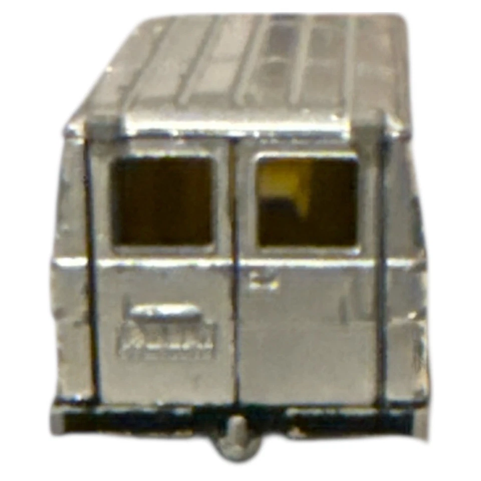 Siku #1334 VW LT 28 Kastenwagen Silver Porsche Racing Team Alemania SUELTO Foto 3 de 4