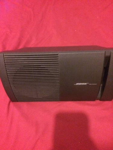 2 Bose Video Speakers V-100 - Picture 2 of 6