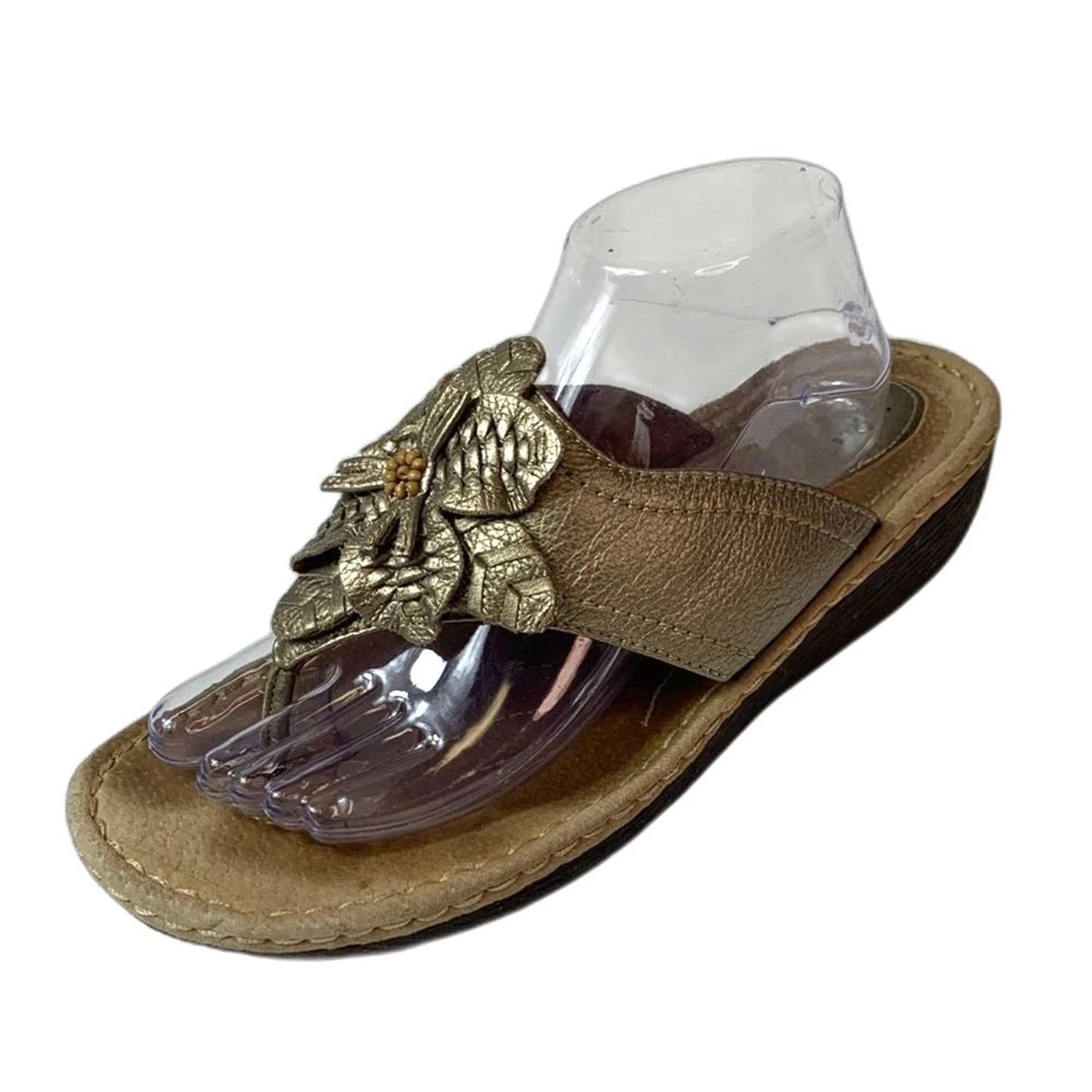 Sandalo Clarks Artisan Collection oro pelle metallizzata 3D punta floreale taglia 11