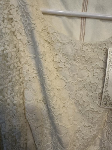 NWT Cupcakes And Cashmere Lace Fit & Flare Cream Dress With Ornate Belt Sz. Med. - Picture 7 of 12