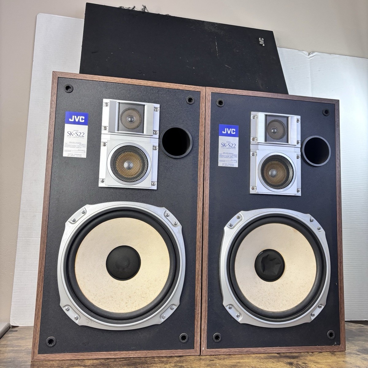 Vintage Working Pair Of Large JVC SK-S22 3-Way Speaker System for