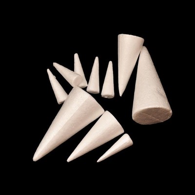 10 Stück Weihnachtsbaum in Kegelform Styroporschaum