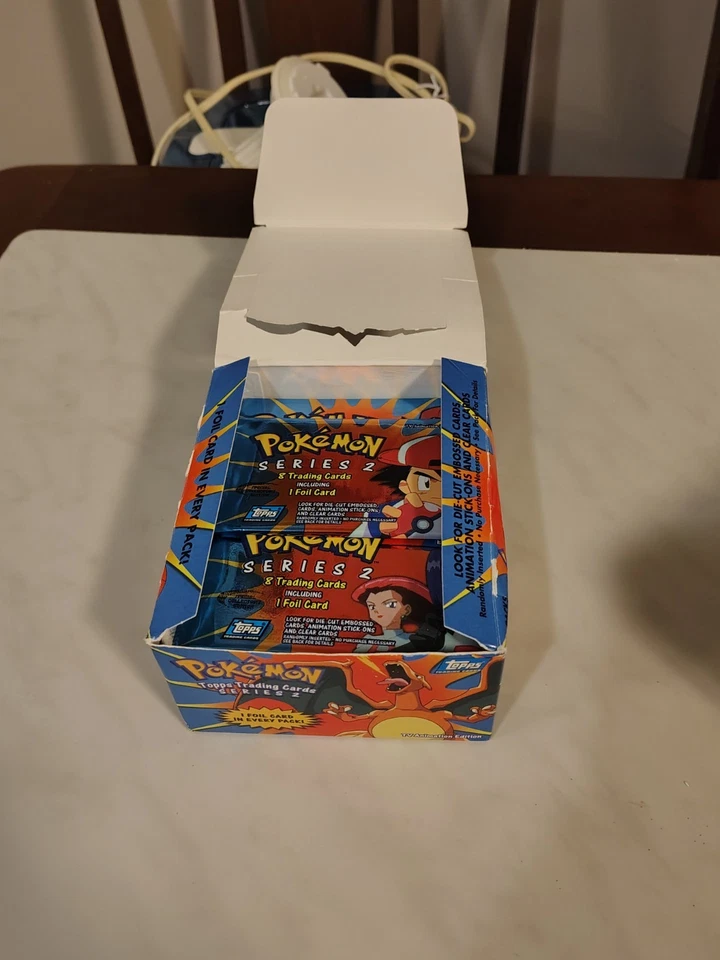 Topps Pokémon 2000 TV Animación Serie 2 Booster Pack Precintado. Arte aleatorio Foto 2 de 3