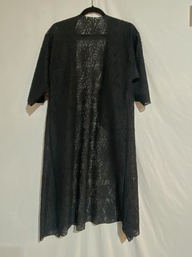Lularoe Shirley Women's Kimono Size SMALL Black NWOT - Picture 2 of 3