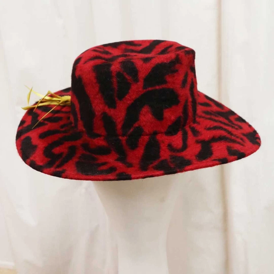 Vintage, Unworn Fur Felt Hat (USA) 1980s in the style of Stevie Ray Vaughan - Image 4 of 4