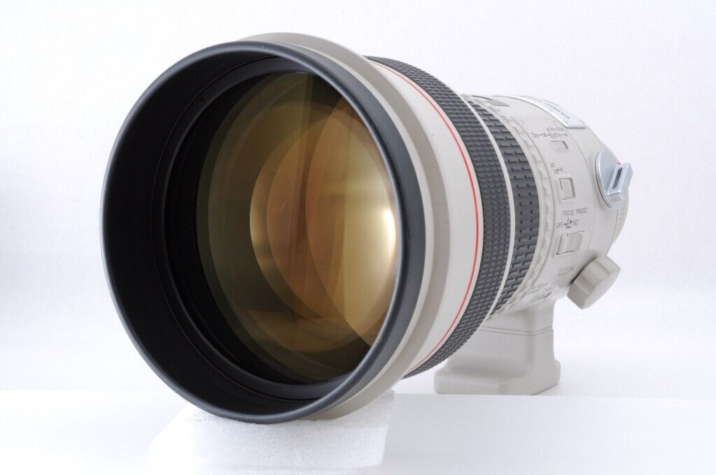Canon EF 300mm f/2.8 L IS USM Telephoto Lens Japan[N. Mint w Canon EF 300mm f/2.8 L IS USM Telephoto Lens Japan[N. Mint w