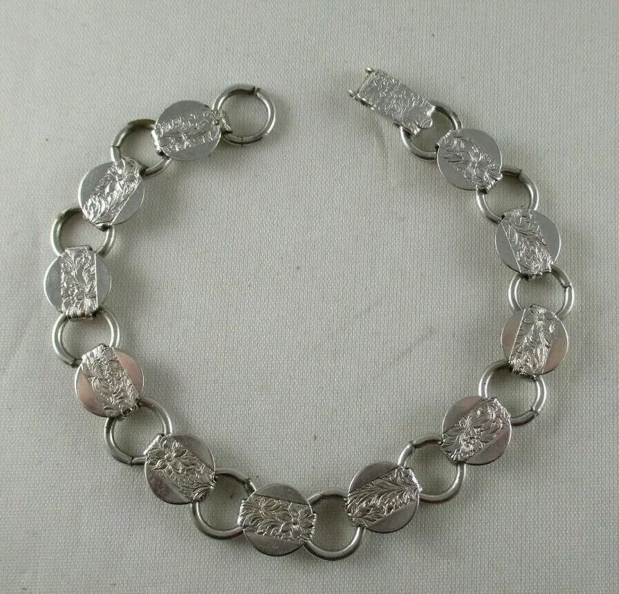 Sarah coventry hotsell silver bracelet